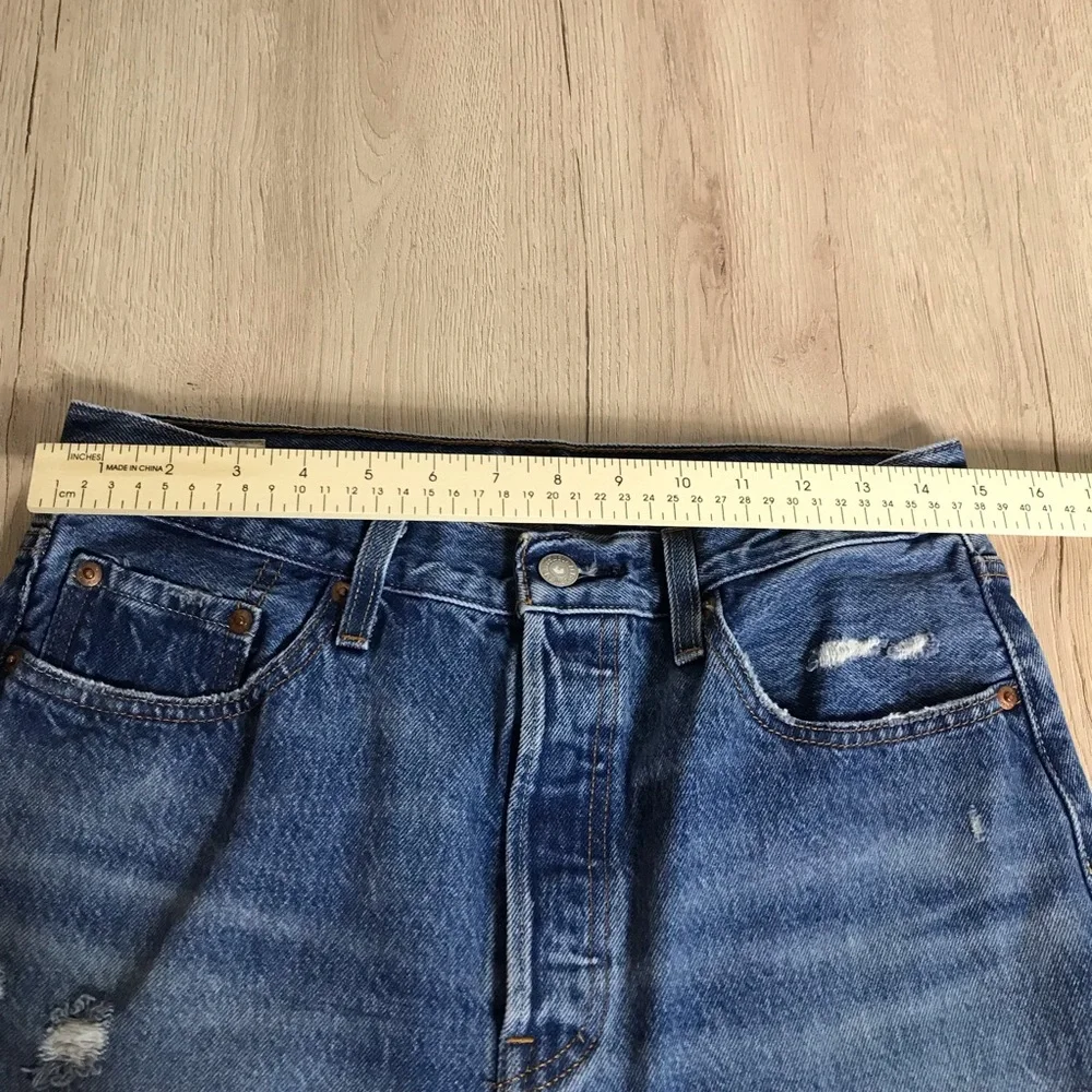 Levi’s Premium 501 Original fit Straight leg High rise Button Fly Jeans Size29 - Picture 11 of 15